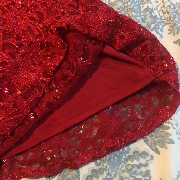 Beautiful Red Dress ✨ - Picture 2 of 6
